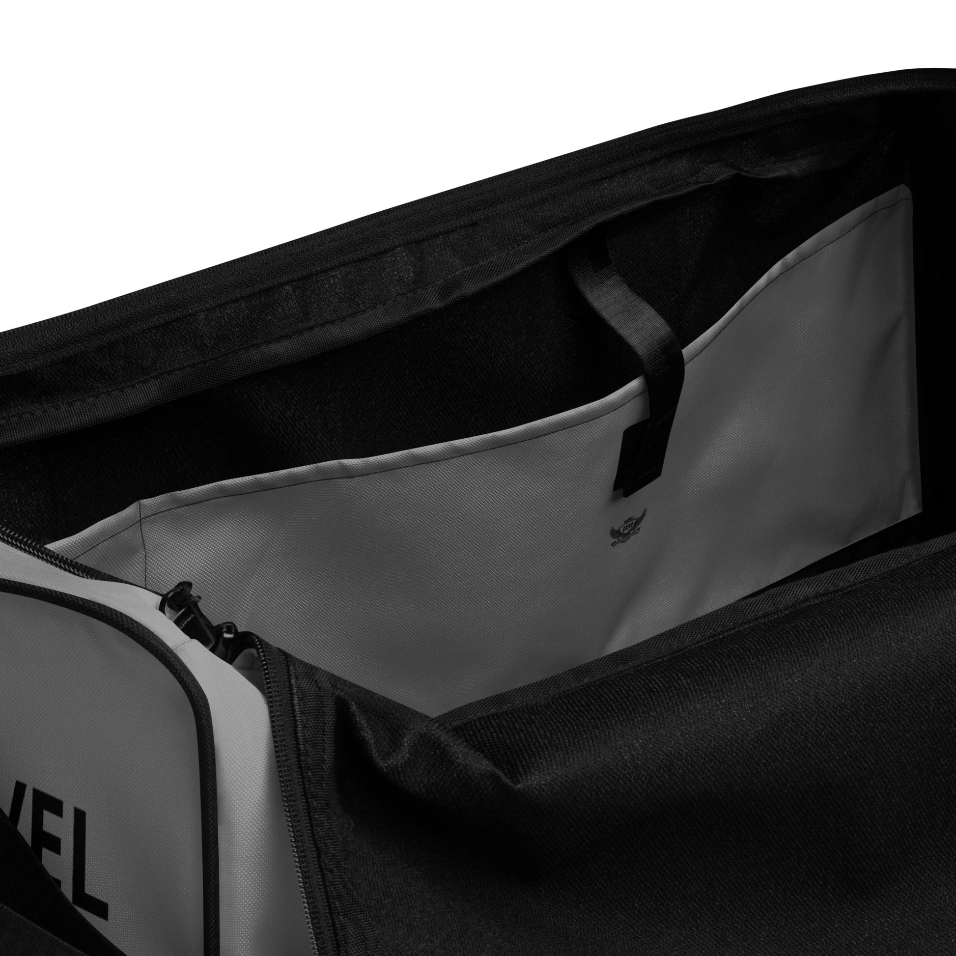 JBI Wing duffle bag gray and black interior compartment
roduct mockup